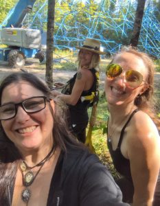 people-building-things-2